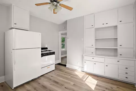 Kitchen - 1179 S 4th Ave, Kankakee, IL 60901 photo 1 of 2