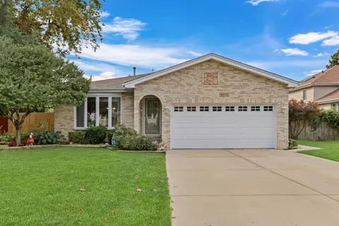 8528 Lorel Ave, Burbank, IL 60459