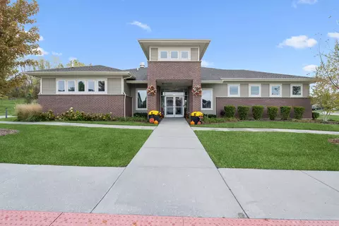 Exterior - 431 Mahogany Dr, Algonquin, IL 60102 photo 4 of 4