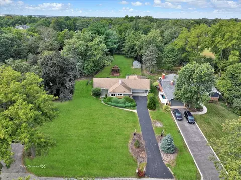 1 S S526 S Taylor Rd, Glen Ellyn, IL 60134
