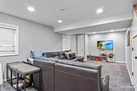 895 Lowell Ln, Naperville, IL 60540 photo 21