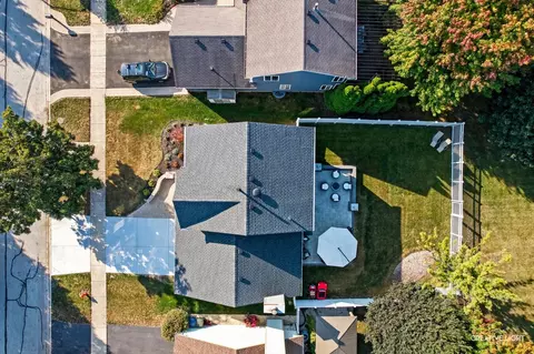895 Lowell Ln, Naperville, IL 60540 photo 32