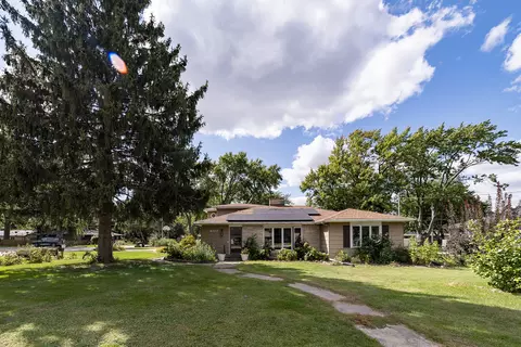807 State St, Yorkville, IL 60560