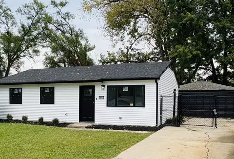 1947 Yale Ave, Chicago Heights, IL 60411