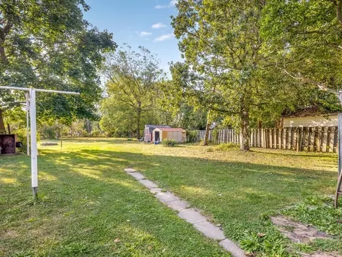 Exterior - 310 N 5th St, Capron, IL 61012 photo 5 of 7
