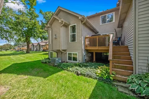 Exterior - 1306 Dancing Bear Ln, Elgin, IL 60120 photo 3 of 6