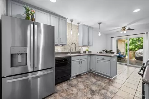 Kitchen - 1306 Dancing Bear Ln, Elgin, IL 60120 photo 1 of 2