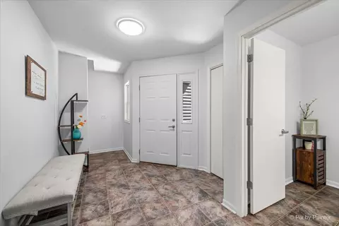 Entry Way - 1306 Dancing Bear Ln, Elgin, IL 60120 photo 1 of 2