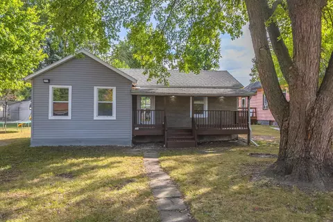 306 E Martin St, Forrest, IL 61741