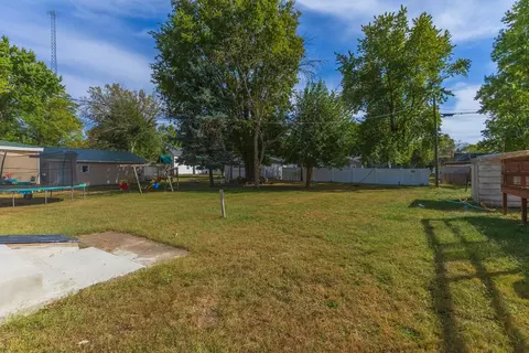 Exterior - 306 E Martin St, Forrest, IL 61741 photo 4 of 9