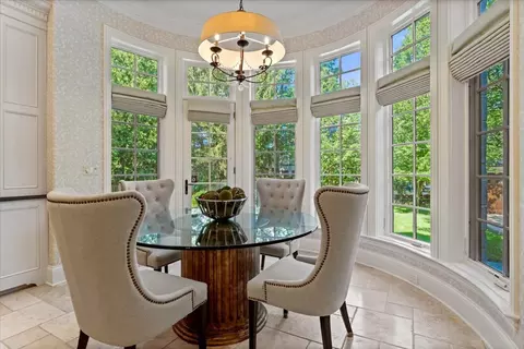 Dining - 121 Hogarth Ln, Glencoe, IL 60022 photo 8 of 9