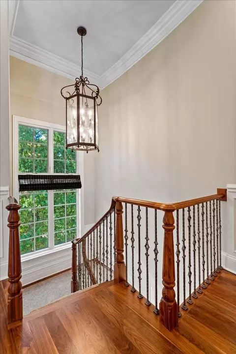 Entry Way - 121 Hogarth Ln, Glencoe, IL 60022 photo 4 of 4