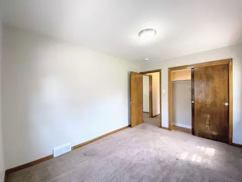 Bedroom - 3003 Longfellow Ave, Hazel Crest, IL 60429 photo 2 of 6