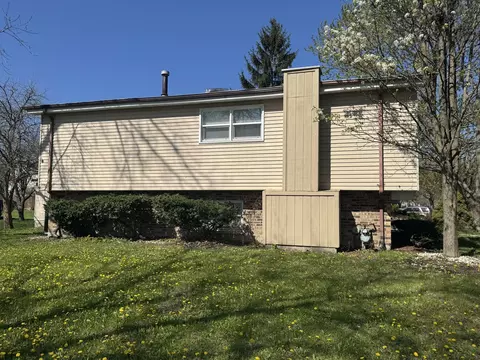 Exterior - 6021 Spring Ln, Matteson, IL 60443 photo 2 of 3
