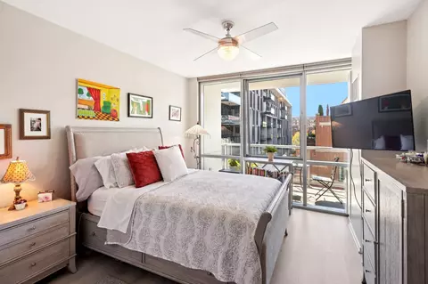 Bedroom - 123 S Green St #409B, Chicago, IL 60607 photo 1 of 2