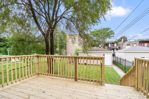 Exterior - 204 N Keystone Ave, Chicago, IL 60624 photo 2 of 3