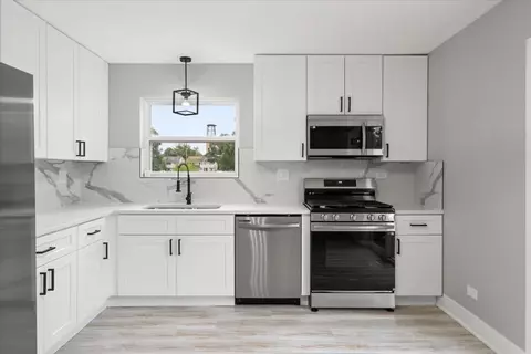 Kitchen - 204 N Keystone Ave, Chicago, IL 60624 photo 2 of 2