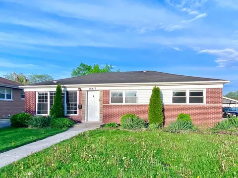 16419 School St, South Holland, IL 60473