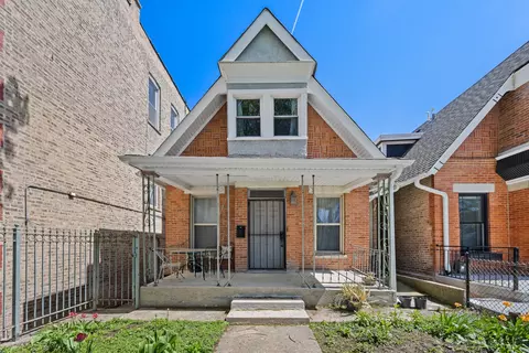 1023 S Claremont St, Chicago, IL 60612