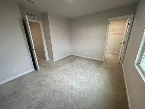 Bedroom - 2702 Deer Crossing Dr, Plainfield, IL 60586 photo 2 of 2