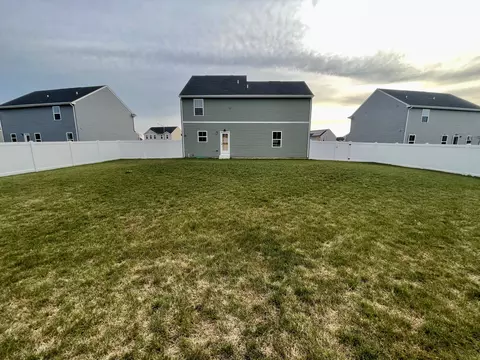 Exterior - 2702 Deer Crossing Dr, Plainfield, IL 60586 photo 3 of 3