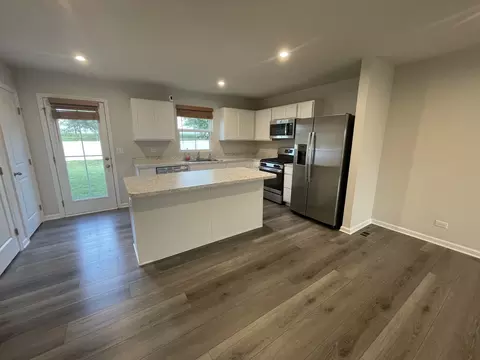 Kitchen - 2702 Deer Crossing Dr, Plainfield, IL 60586 photo 2 of 2