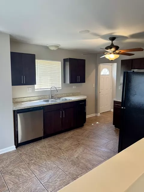 2432 S 13th Ave, Broadview, IL 60155 photo 2