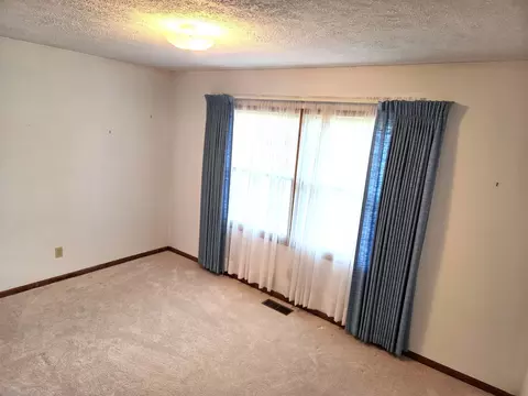 Other - 205 Briar Ln, Morris, IL 60450 photo 3 of 24