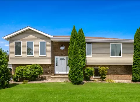 6911 Astoria Dr, Plainfield, IL 60586