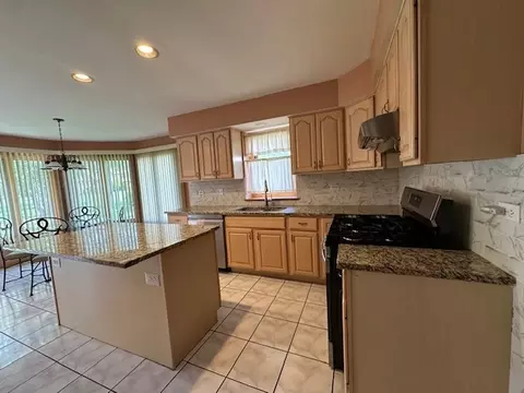 Kitchen - Undisclosed, Matteson, IL 60443 photo 2 of 11