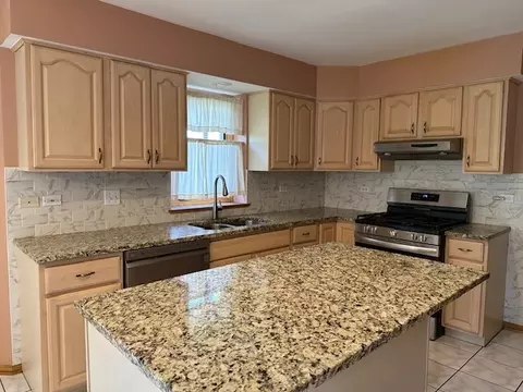 Kitchen - Undisclosed, Matteson, IL 60443 photo 6 of 11