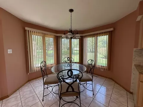 Dining - Undisclosed, Matteson, IL 60443 photo 7 of 8