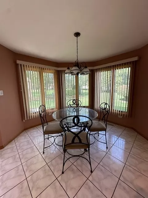 Dining - Undisclosed, Matteson, IL 60443 photo 6 of 8
