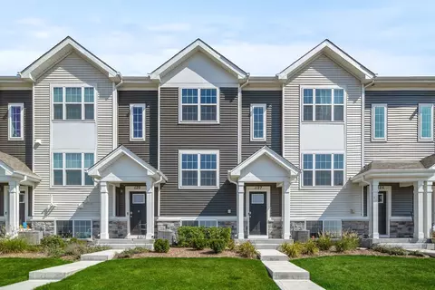 1127 Briar Glen Ct, Hampshire, IL 60140