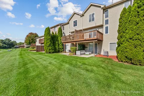 3131 Cypress Ct, Mchenry, IL 60051 photo 5