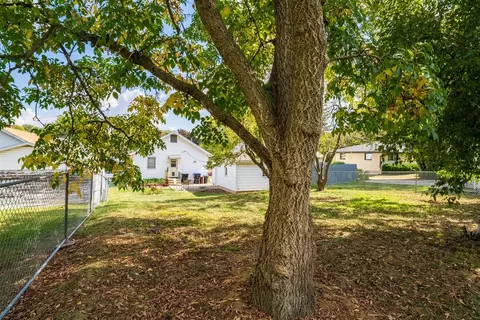 Exterior - 1227 Low St, Bloomington, IL 61701 photo 7 of 7