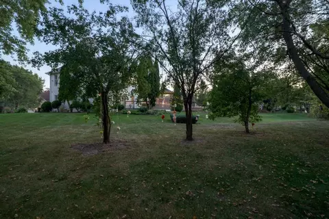Exterior - 420 Ford Ln, Bartlett, IL 60103 photo 15 of 25