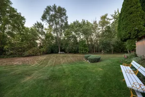 Exterior - 420 Ford Ln, Bartlett, IL 60103 photo 12 of 25