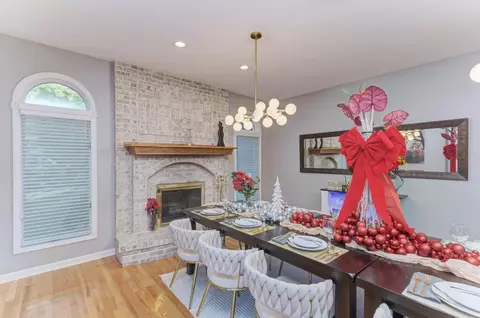 Dining - 420 Ford Ln, Bartlett, IL 60103 photo 8 of 11