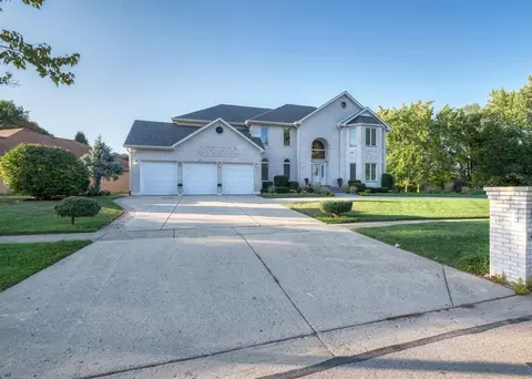 Exterior - 420 Ford Ln, Bartlett, IL 60103 photo 22 of 25