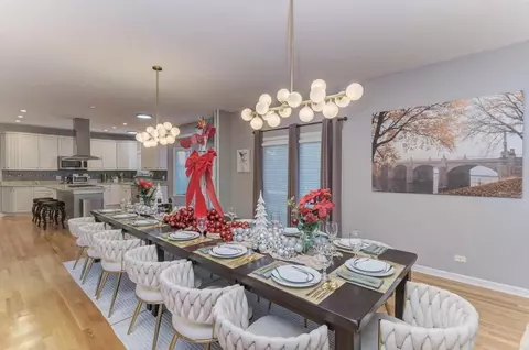 Dining - 420 Ford Ln, Bartlett, IL 60103 photo 10 of 11