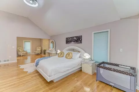 Bedroom - 420 Ford Ln, Bartlett, IL 60103 photo 4 of 14
