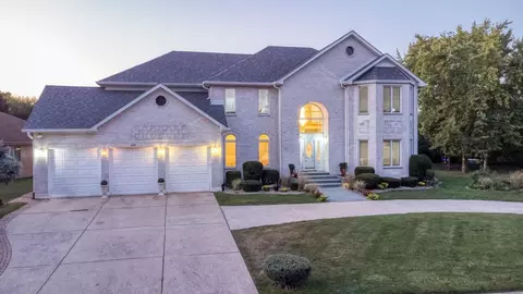 Exterior - 420 Ford Ln, Bartlett, IL 60103 photo 17 of 25