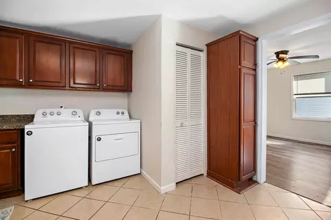 Other - 556 N 10th Ave, Kankakee, IL 60901 photo 2 of 5