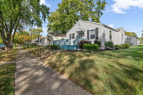 556 N 10th Ave, Kankakee, IL 60901