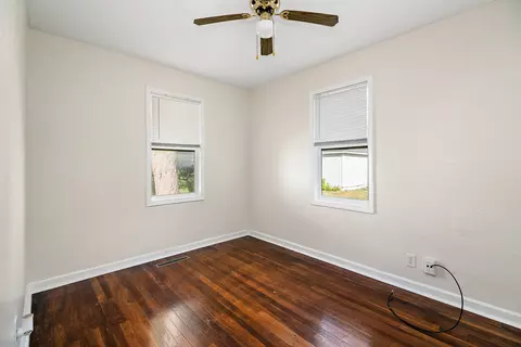Bedroom - 556 N 10th Ave, Kankakee, IL 60901 photo 3 of 3