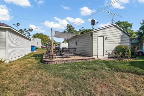 Exterior - 556 N 10th Ave, Kankakee, IL 60901 photo 2 of 3