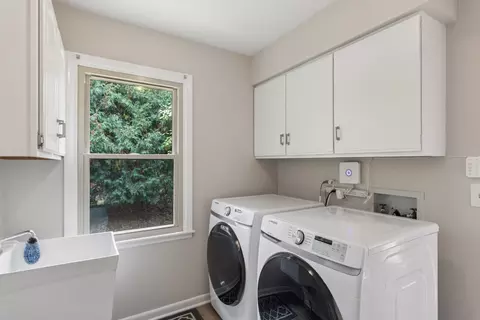 Other - 341 Fairway View Dr, Algonquin, IL 60102 photo 1 of 6