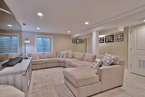 247 Harlem Ave, Glenview, IL 60025 photo 42
