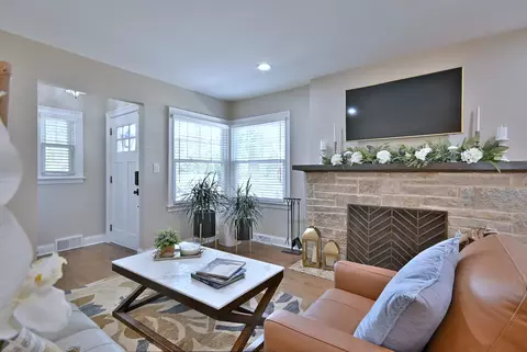 247 Harlem Ave, Glenview, IL 60025 photo 17